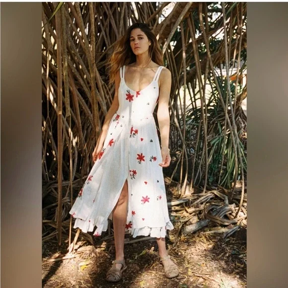 Christy Dawn The Nicks Dress Floral White and Red Lily NWT Size Medium - Picture 2 of 7